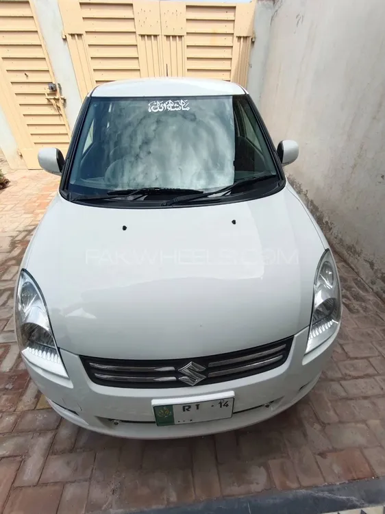 Suzuki Swift 2014 for Sale in Mian Wali Image-1