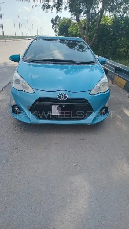 Toyota Aqua 2015 for Sale in Islamabad Image-1