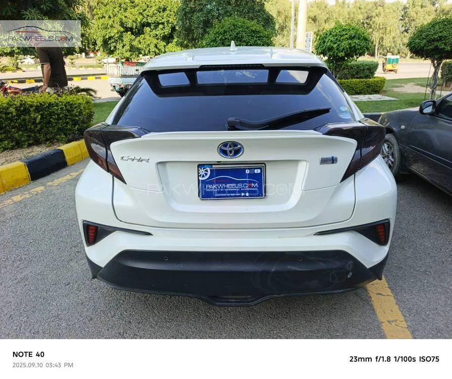 Toyota C-HR 2018 for Sale in Islamabad Toyota C-HR 2018 for Sale in Islamabad Image-4