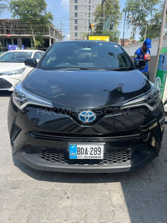 Toyota C-HR 2018 for Sale in Lahore Image-1