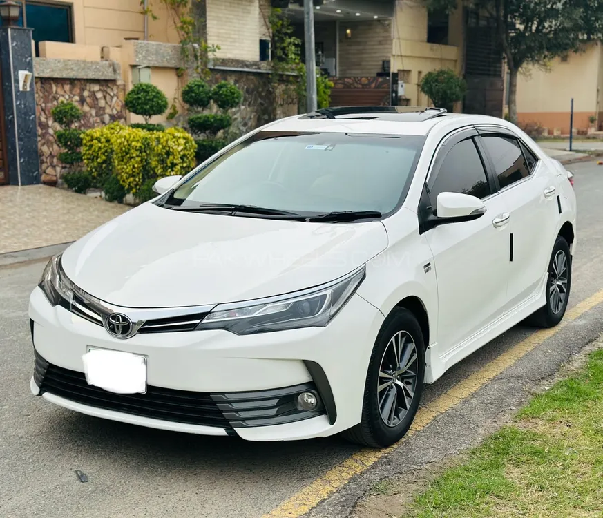 Toyota Corolla 2020 for Sale in Faisalabad Image-1