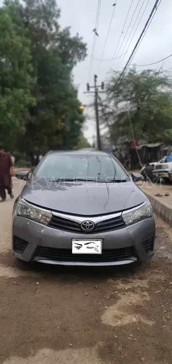 Toyota Corolla 2015 for Sale in Karachi Image-1
