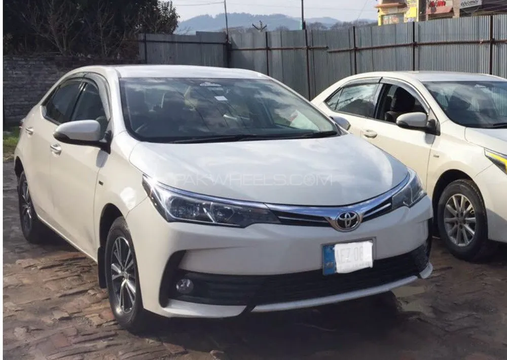 Toyota Corolla 2017 for Sale in Abbottabad Image-1
