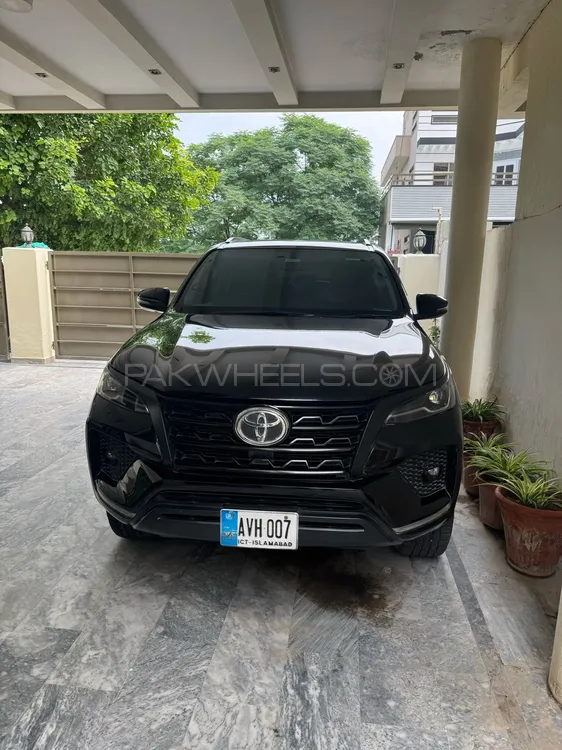 Toyota Fortuner 2021 for Sale in Islamabad Image-1
