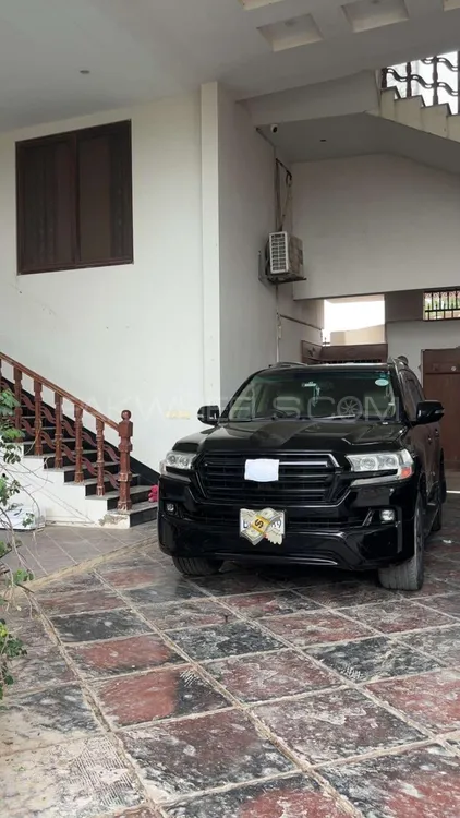 Toyota Land Cruiser 2011 for Sale in Karachi Image-1