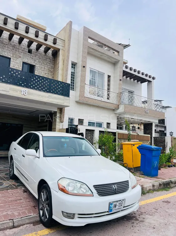 Toyota Mark II 2002 for Sale in Islamabad Image-1
