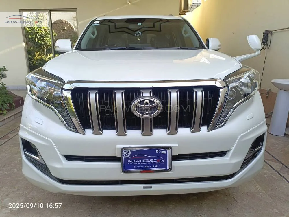 Toyota Prado 2016 for Sale in Multan Image-1