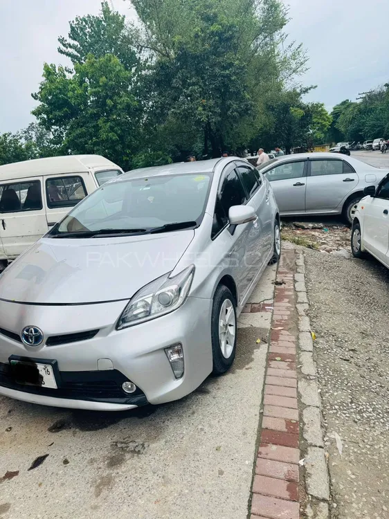 Toyota Prius 2012 for Sale in Islamabad Image-1