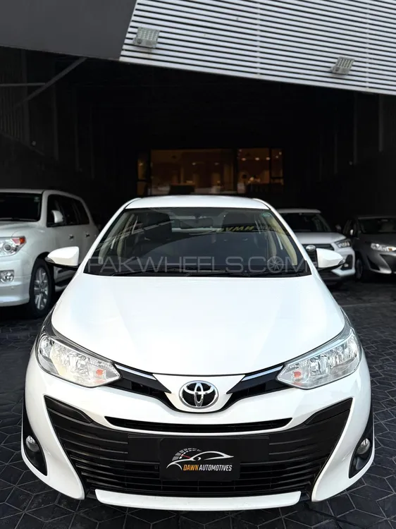 ٹویوٹا یارس سیڈان 2021 for Sale in لاہور Image-1
