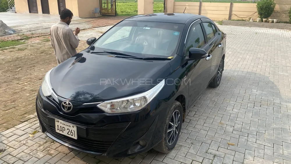 Toyota Yaris Sedan 2020 for Sale in Lahore Image-1