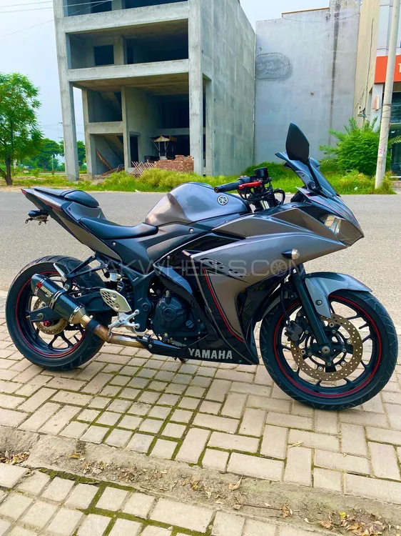 Yamaha  Fzr 250  2018 for Sale Image-1