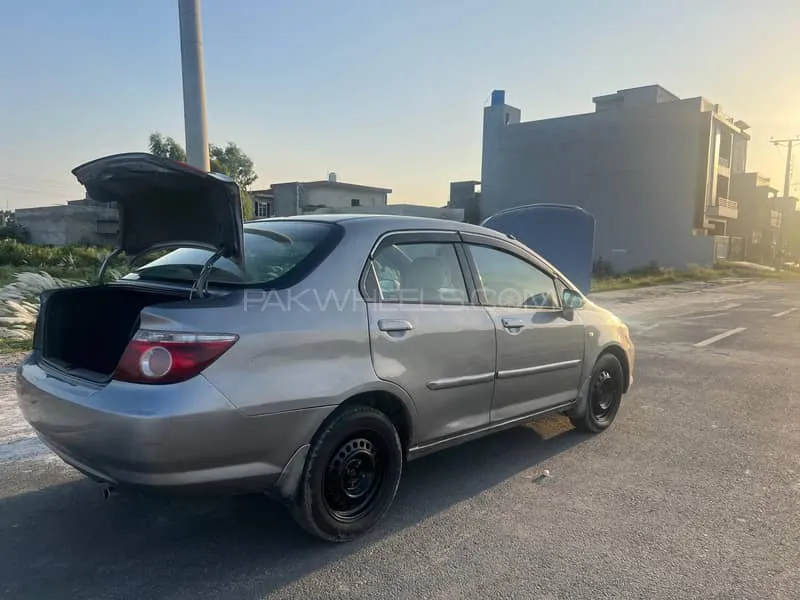 Honda City 2006 for Sale in Lahore Image-1