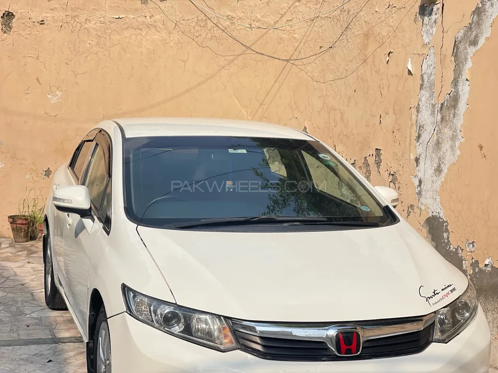 Honda Civic 2015 for Sale in Lahore Image-1