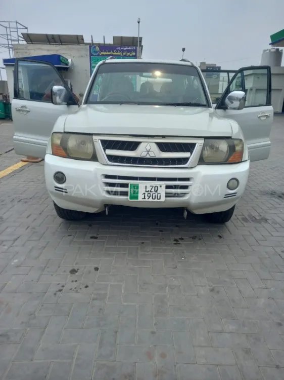 Mitsubishi Pajero 2005 for Sale in Lahore Image-1