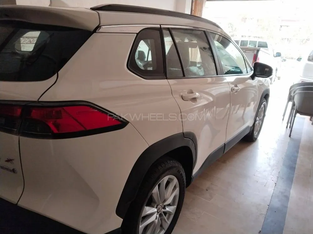 Toyota Corolla Cross 2024 for Sale in Nawabshah Image-1