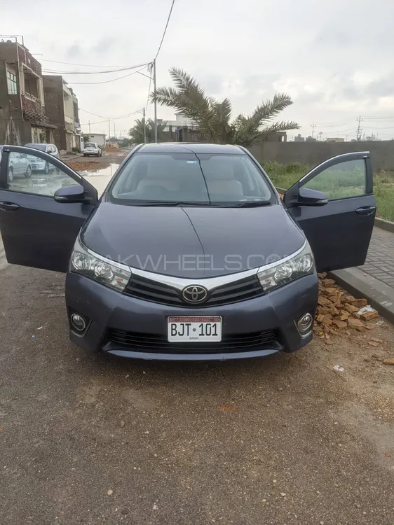 Toyota Corolla 2017 for Sale in Karachi Image-1