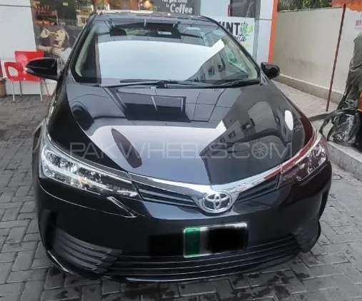 Toyota Corolla 2020 for Sale in Lahore Image-1