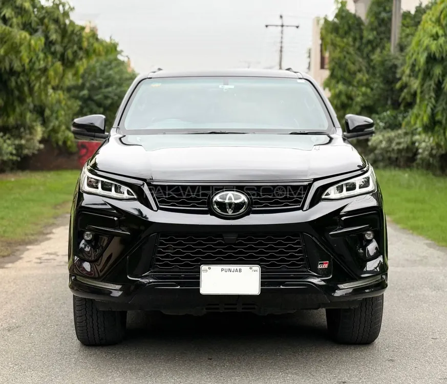 Toyota Fortuner 2023 for Sale in Lahore Image-1