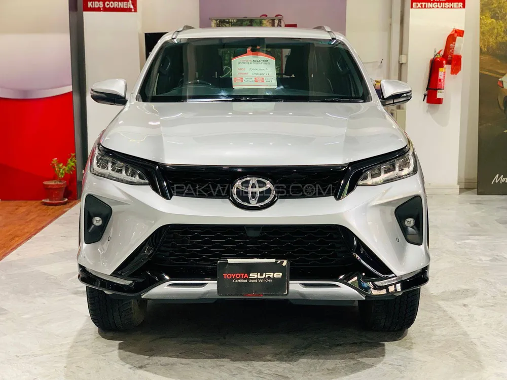 Toyota Fortuner 2022 for Sale in Islamabad Image-1