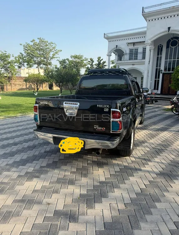Toyota Hilux 2012 for Sale in Kharian Image-1