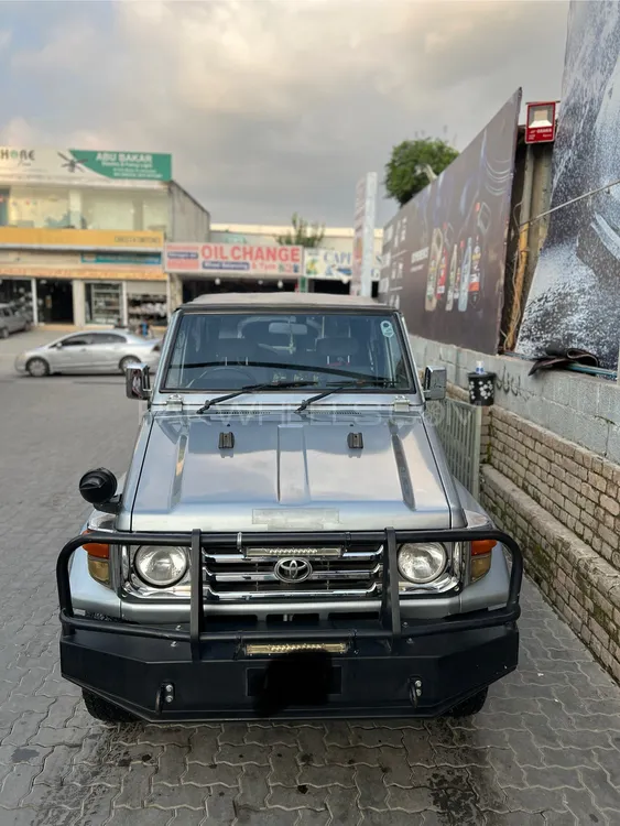 Toyota Land Cruiser 1988 for Sale in Islamabad Image-1