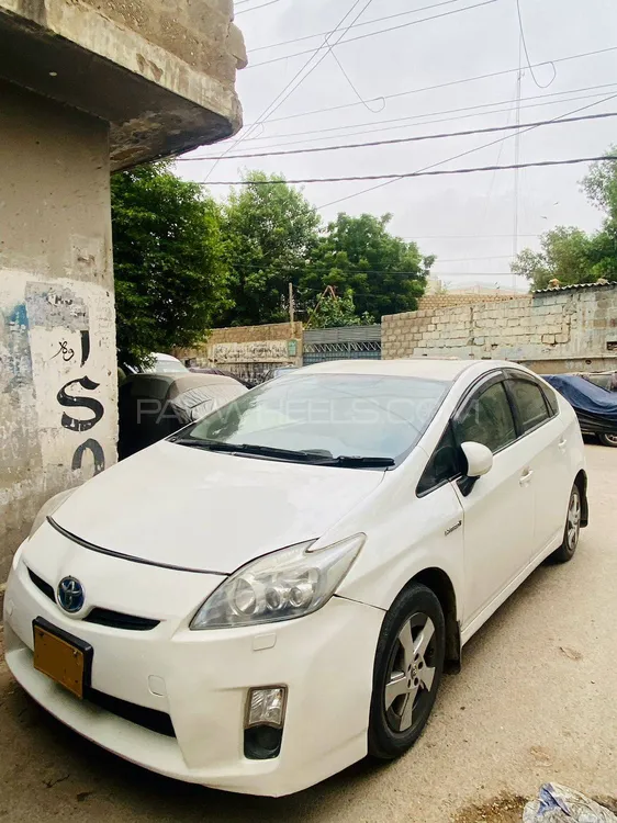 ٹویوٹا پریوس 2011 for Sale in کراچی Image-1