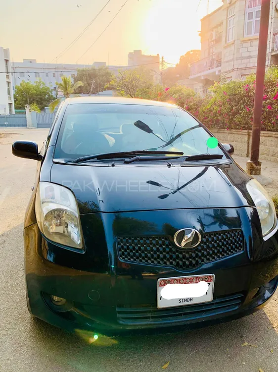 Toyota Vitz 2007 for Sale in Karachi Image-1