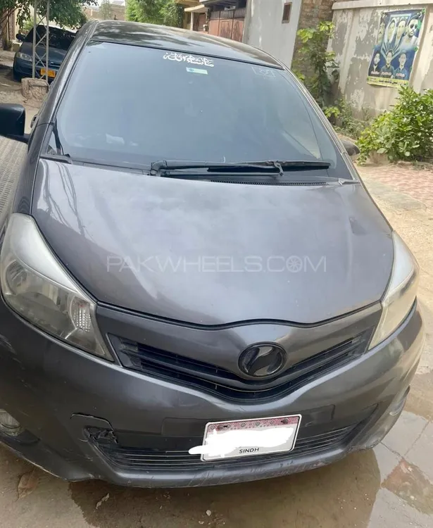 Toyota Vitz 2012 for Sale in Hyderabad Image-1