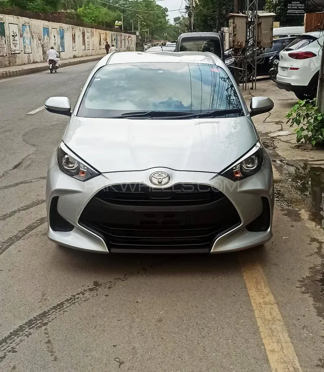 Toyota Yaris Hatchback 2020 for Sale in Lahore Image-1
