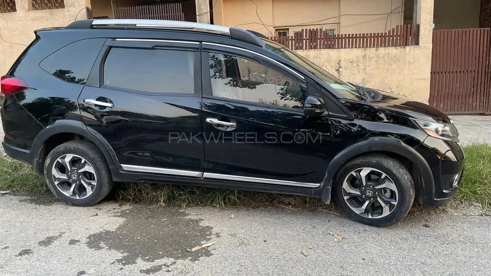 Honda BR-V 2018 for Sale in Islamabad Image-1