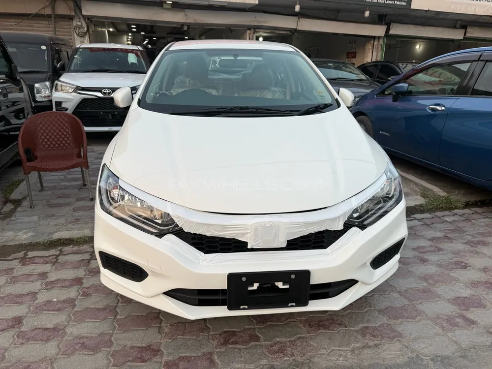 Honda City 2025 for Sale in Lahore Image-1