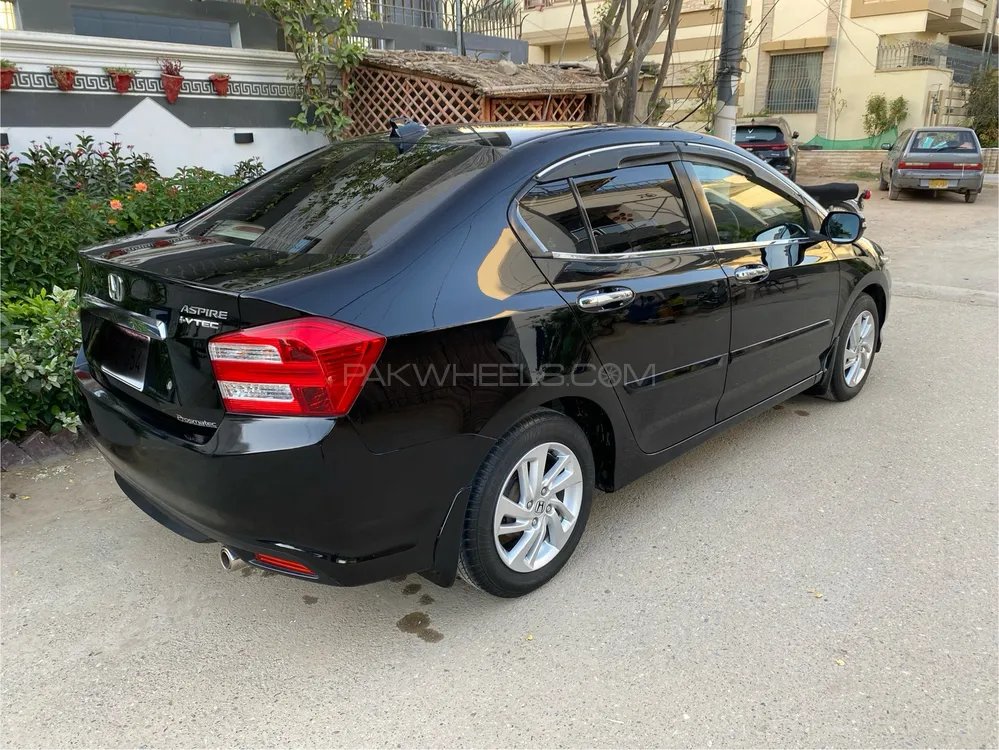 Honda City 2019 for Sale in Karachi Image-1