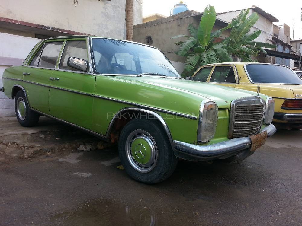 Mercedes Benz Other 1975 for Sale in Karachi Image-1