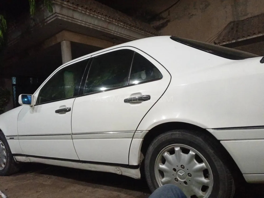 Mercedes Benz C Class 1996 for Sale in Multan Image-1