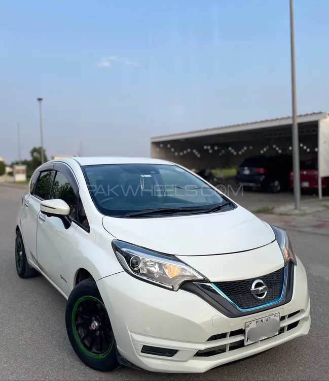 Nissan Note 2018 for Sale in Islamabad Image-1
