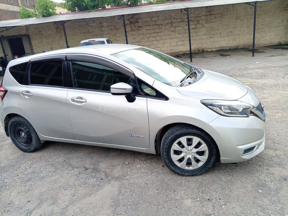 Nissan Note 2017 for Sale in Islamabad Image-1