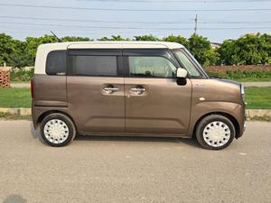 Fresh Import 2025
SMILE 2-TONE HYBRID S EDITION
2024 Model
Shiny Brown Colour
Low Mileage: 5977 KM
Safety Sense
No.1 Japan Quality
SD Navigation
Back Camera
Auto AC Push Panel
Halogen Head Lump
Abs Braking System
Genuine Verifiable Auction Sheet
Auction Sheet Attach For Satisfaction And Verification
Retractable Side Mirrors With Indicators
All Power Windows
Runs & Drives Great
Engine In Clean & Good Condition
Clean Interior & Exterior
Drive Type: FF
Eco Idle Technology
Sofa Seats
Heated Seats
Power Steering
Power Windows
Power Side Mirrors
Glass With Ultra-violet Filter (UV Cut)
Digital Climate Control Air Conditioner & Heater
Steering: Power Assist Equipped Rack & Pinion
Suspension: Mcpherson Strut Type Coil Spring
Drivers Airbag
Passenger Airbag
Rear Wiper
Good Fuel Economy
Dual SRS Air Bag
High Quality Luxury Hatchback
Brand New Tyres
Anti-lock Brakes
Remote Keyless Entry