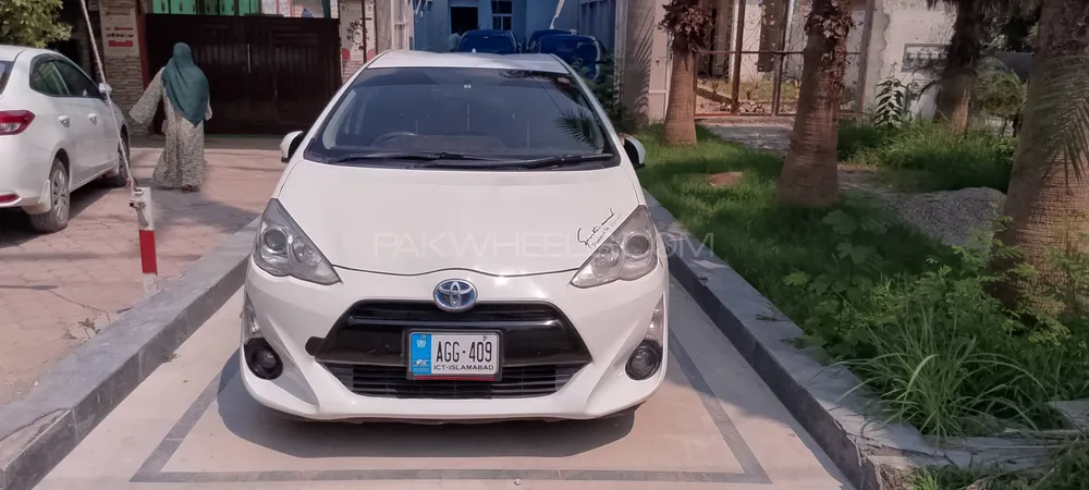 Toyota Aqua 2015 for Sale in Rawalpindi Image-1