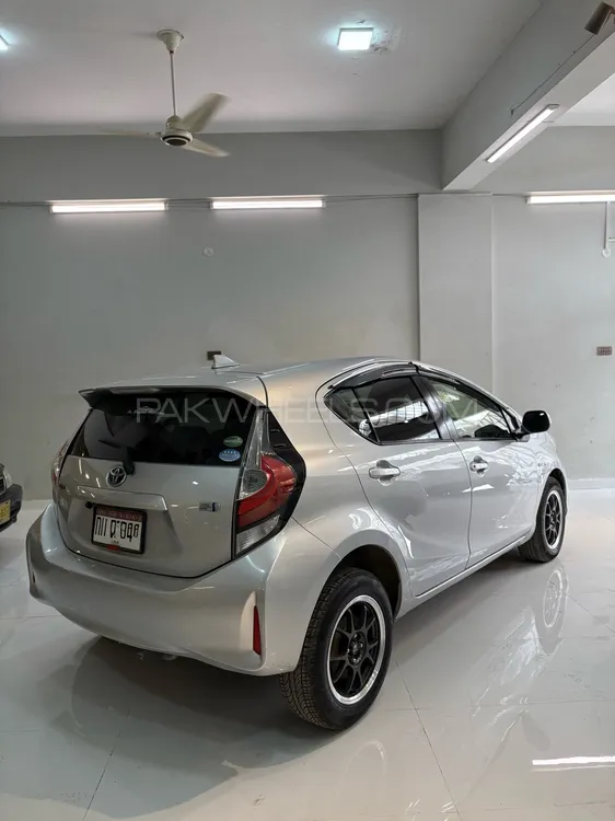Toyota Aqua 2018 for Sale in Karachi Image-1
