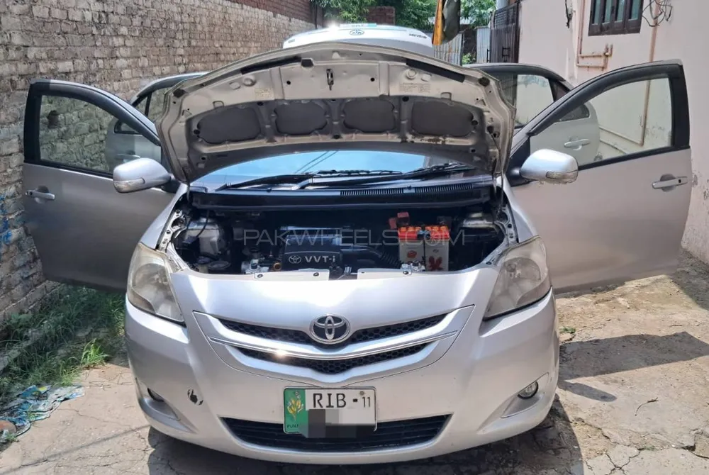 Toyota Belta 2011 for Sale in Jhelum Image-1