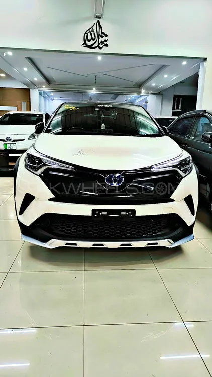 Toyota C-HR 2019 for Sale in Peshawar Image-1