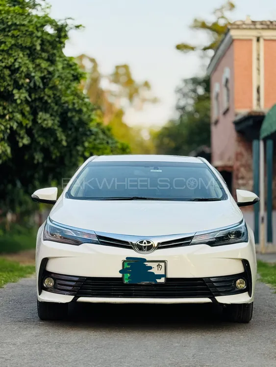 Toyota Corolla 2019 for Sale in Sargodha Image-1