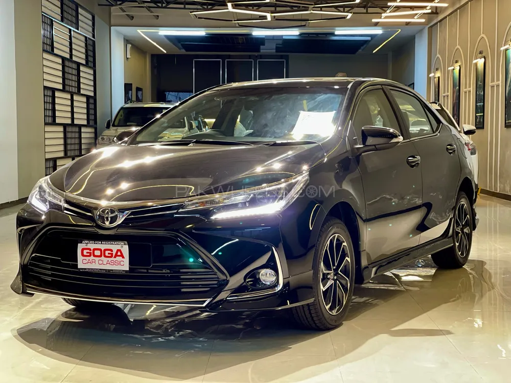 Toyota Corolla 2025 for Sale in Islamabad Image-1