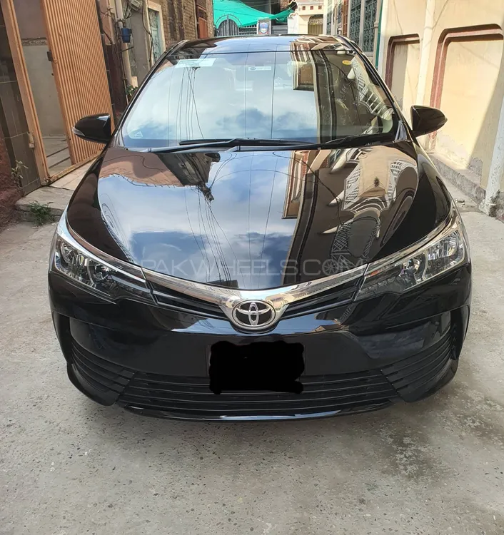 Toyota Corolla 2018 for Sale in Gujranwala Image-1