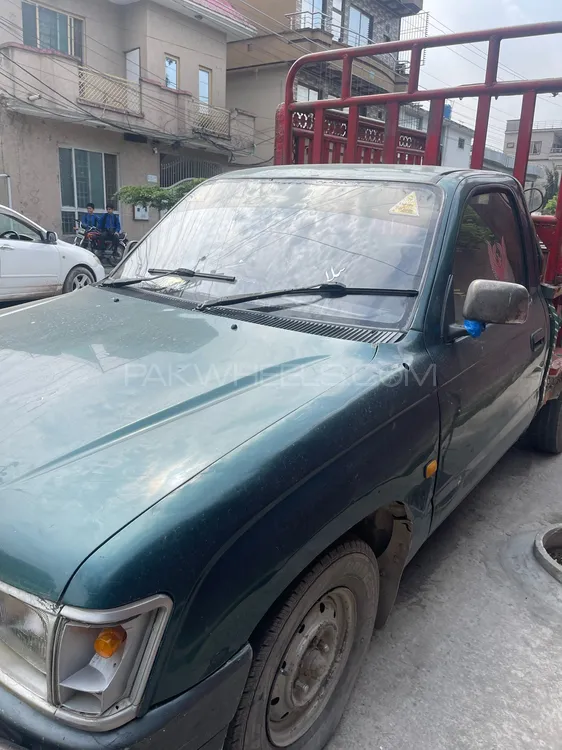 Toyota Hilux 2002 for Sale in Rawalpindi Image-1