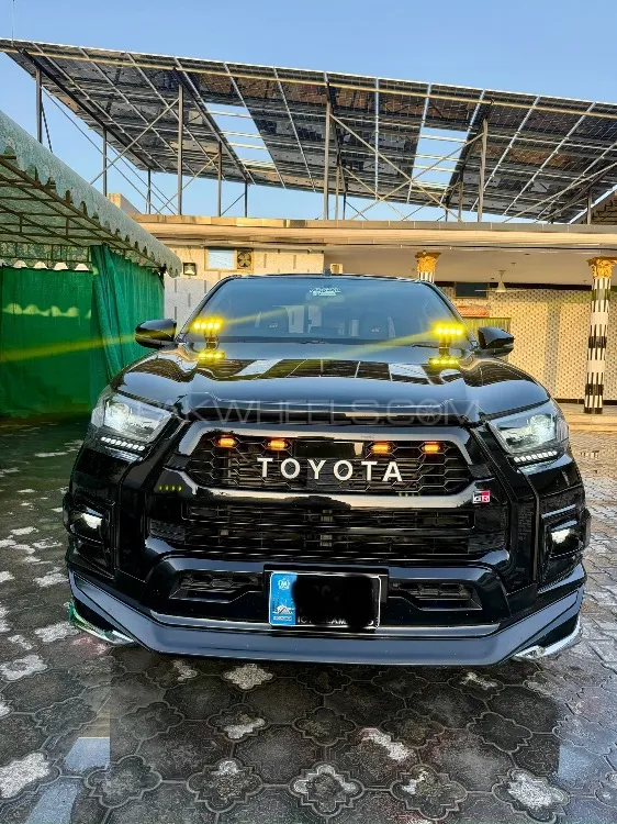 Toyota Hilux 2023 for Sale in Mardan Image-1