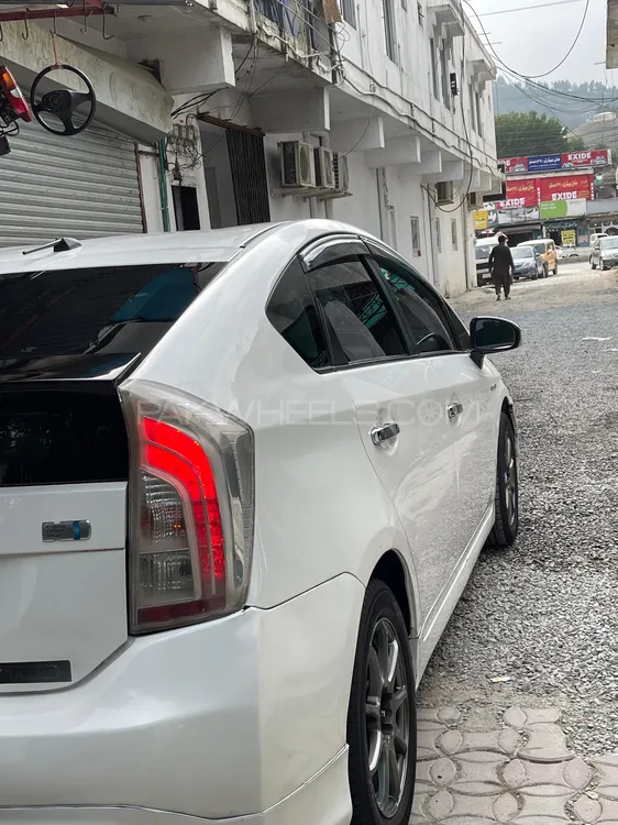 Toyota Prius 2015 for Sale in Rawalpindi Image-1