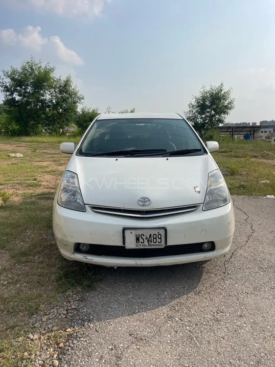 Toyota Prius 2007 for Sale in Islamabad Image-1