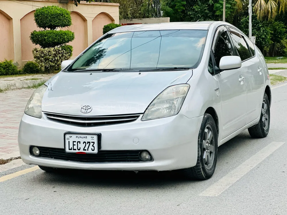 Toyota Prius 2007 for Sale in Islamabad Image-1