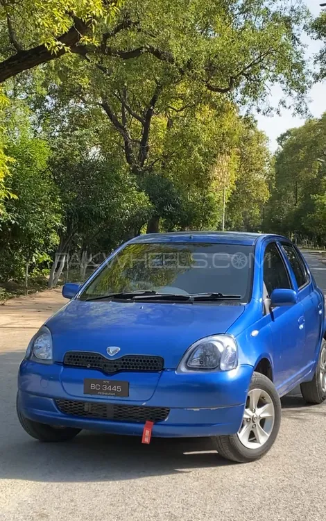 Toyota Vitz 2001 for Sale in Peshawar Image-1